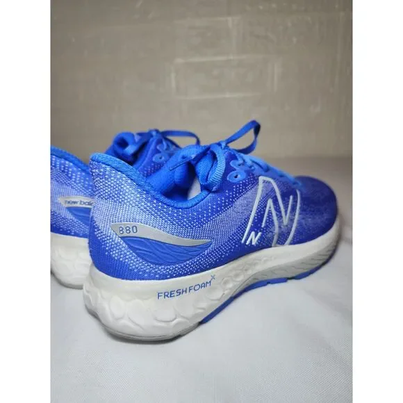New Balance Fresh Foam 880v12 Women's Blue Lace Up Athletic Size 7 - Picture 14 of 15